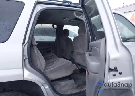 2004 GMC Yukon Sle from USA, damaged, VIN 1GKEK13T34J244189